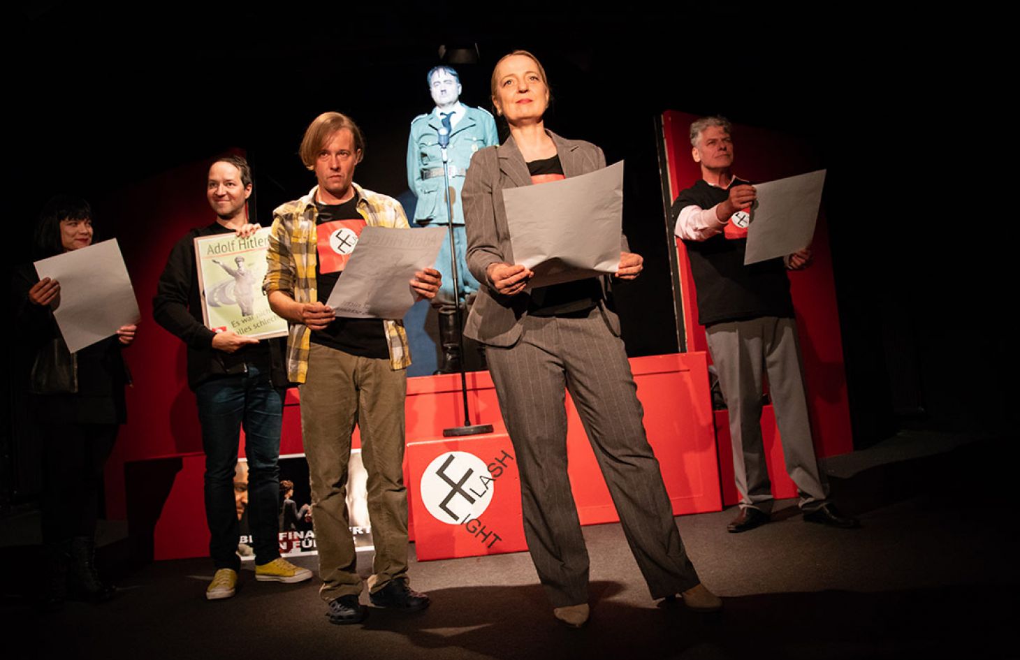 Er ist wieder da - Timur Vermes - Wallgraben Theater Freiburg